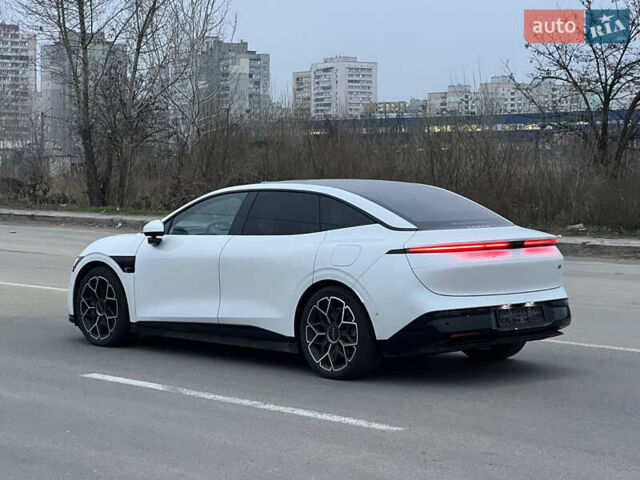 Білий Zeekr 007, об'ємом двигуна 0 л та пробігом 20 тис. км за 38500 $, фото 4 на Automoto.ua