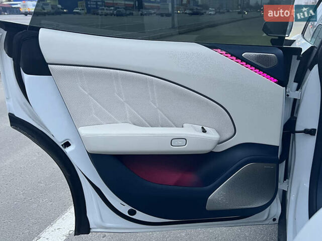 Білий Zeekr 007, об'ємом двигуна 0 л та пробігом 20 тис. км за 38500 $, фото 15 на Automoto.ua