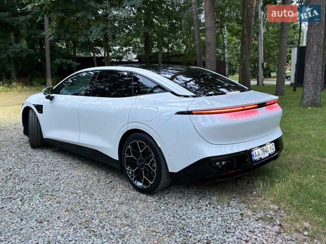 Белый Zeekr 007, объемом двигателя 0 л и пробегом 15 тыс. км за 36500 $, фото 29 на Automoto.ua