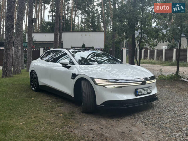 Белый Zeekr 007, объемом двигателя 0 л и пробегом 15 тыс. км за 36500 $, фото 15 на Automoto.ua
