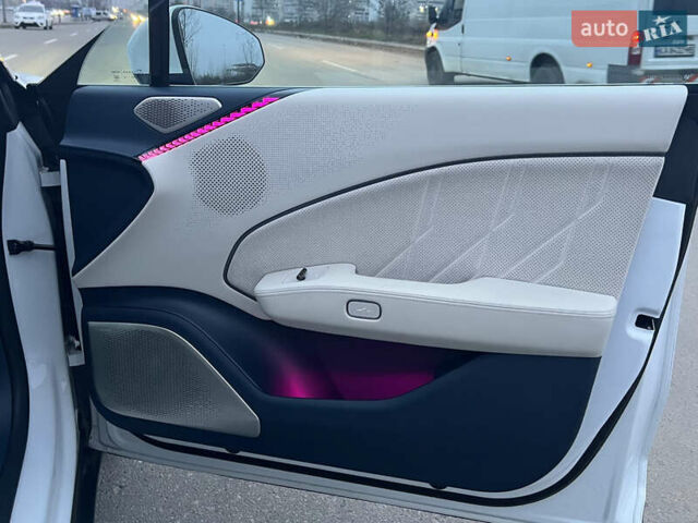 Білий Zeekr 007, об'ємом двигуна 0 л та пробігом 20 тис. км за 38500 $, фото 20 на Automoto.ua