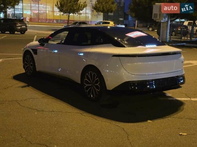 Белый Zeekr 007, объемом двигателя 0 л и пробегом 5 тыс. км за 33997 $, фото 21 на Automoto.ua
