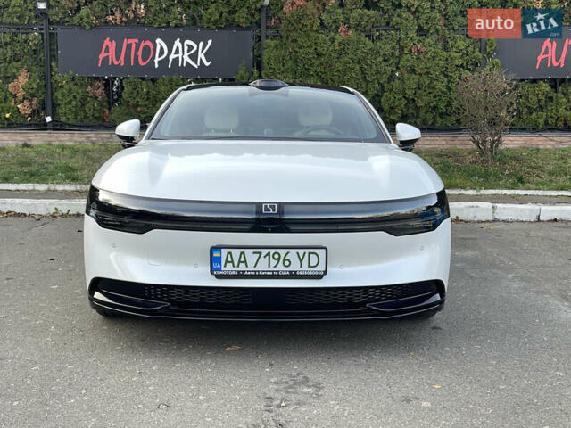 Белый Zeekr 007, объемом двигателя 0 л и пробегом 5 тыс. км за 38300 $, фото 7 на Automoto.ua