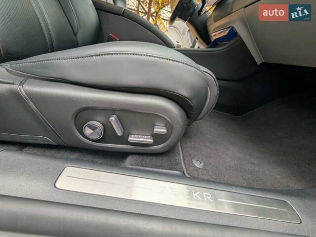 Белый Zeekr 007, объемом двигателя 0 л и пробегом 9 тыс. км за 31500 $, фото 11 на Automoto.ua