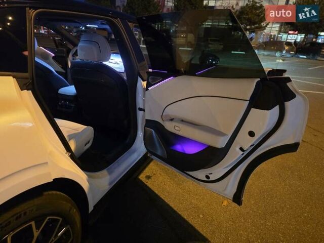 Белый Zeekr 007, объемом двигателя 0 л и пробегом 5 тыс. км за 33997 $, фото 5 на Automoto.ua
