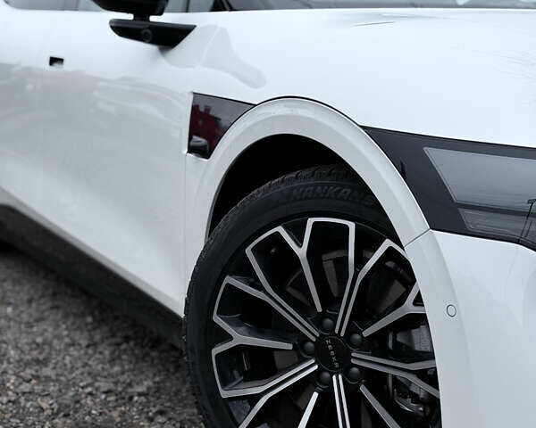 Білий Zeekr 007, об'ємом двигуна 0 л та пробігом 7 тис. км за 33800 $, фото 1 на Automoto.ua