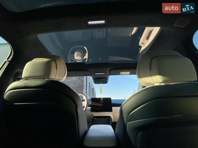Белый Zeekr 007, объемом двигателя 0 л и пробегом 5 тыс. км за 32600 $, фото 40 на Automoto.ua