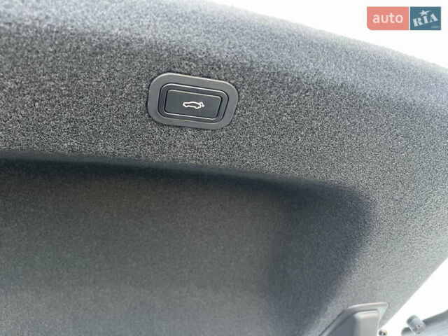 Белый Zeekr 007, объемом двигателя 0 л и пробегом 5 тыс. км за 38300 $, фото 19 на Automoto.ua