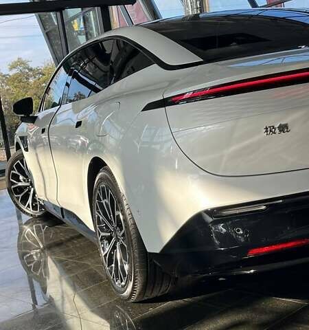 Белый Zeekr 007, объемом двигателя 0 л и пробегом 7 тыс. км за 34000 $, фото 11 на Automoto.ua