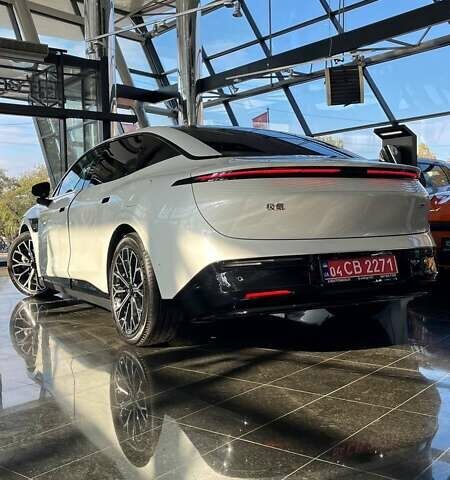 Белый Zeekr 007, объемом двигателя 0 л и пробегом 7 тыс. км за 34000 $, фото 4 на Automoto.ua