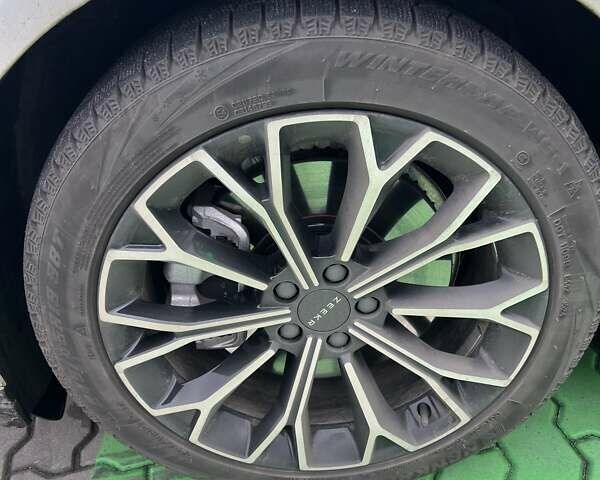 Белый Zeekr 007, объемом двигателя 0 л и пробегом 9 тыс. км за 32200 $, фото 2 на Automoto.ua