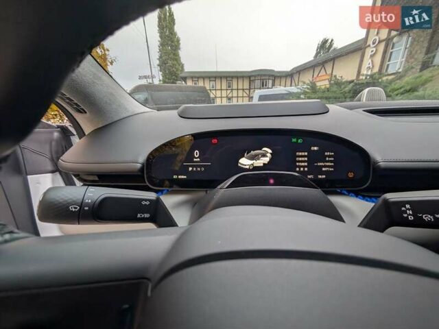 Белый Zeekr 007, объемом двигателя 0 л и пробегом 9 тыс. км за 31500 $, фото 21 на Automoto.ua