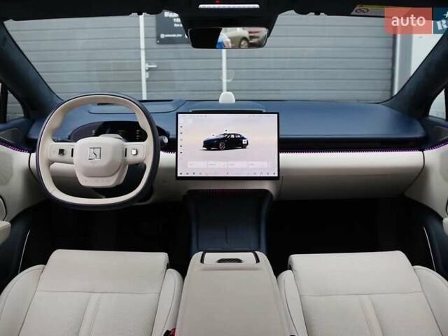 Черный Zeekr 007, объемом двигателя 0 л и пробегом 12 тыс. км за 33900 $, фото 16 на Automoto.ua