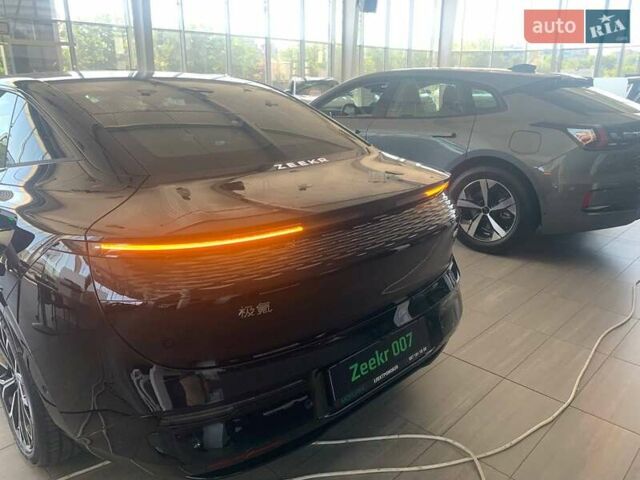 Черный Zeekr 007, объемом двигателя 0 л и пробегом 1 тыс. км за 34500 $, фото 18 на Automoto.ua