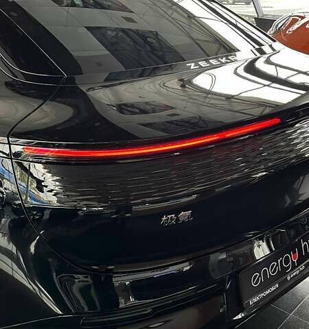 Черный Zeekr 007, объемом двигателя 0 л и пробегом 4 тыс. км за 34000 $, фото 13 на Automoto.ua