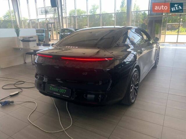 Черный Zeekr 007, объемом двигателя 0 л и пробегом 1 тыс. км за 34500 $, фото 2 на Automoto.ua