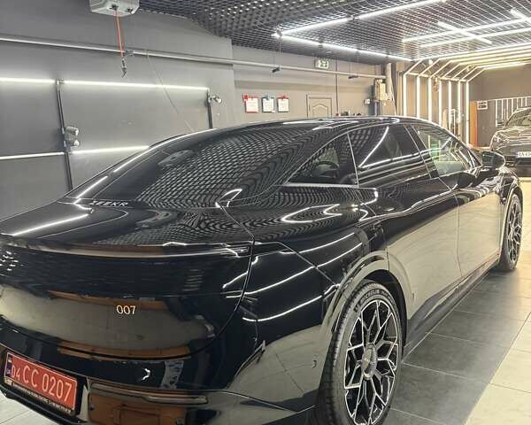 Черный Zeekr 007, объемом двигателя 0 л и пробегом 20 тыс. км за 36500 $, фото 10 на Automoto.ua