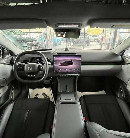 Черный Zeekr 007, объемом двигателя 0 л и пробегом 4 тыс. км за 34000 $, фото 17 на Automoto.ua