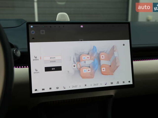 Черный Zeekr 007, объемом двигателя 0 л и пробегом 12 тыс. км за 33900 $, фото 23 на Automoto.ua