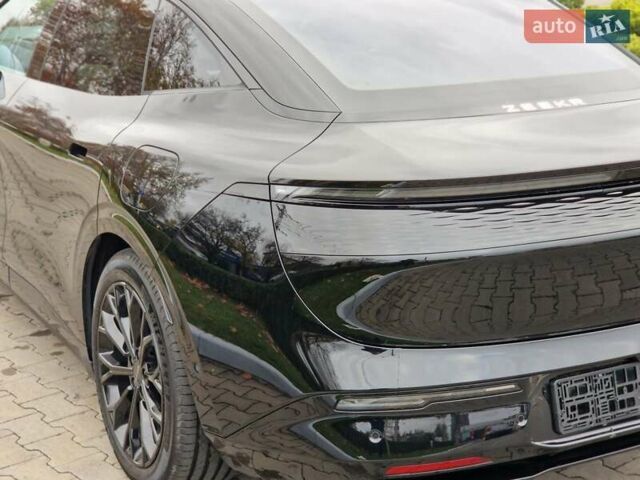 Черный Zeekr 007, объемом двигателя 0 л и пробегом 6 тыс. км за 33900 $, фото 28 на Automoto.ua