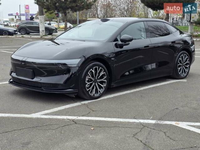 Черный Zeekr 007, объемом двигателя 0 л и пробегом 5 тыс. км за 33999 $, фото 1 на Automoto.ua