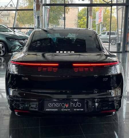 Черный Zeekr 007, объемом двигателя 0 л и пробегом 4 тыс. км за 34000 $, фото 5 на Automoto.ua
