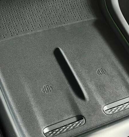 Черный Zeekr 007, объемом двигателя 0 л и пробегом 4 тыс. км за 34000 $, фото 23 на Automoto.ua