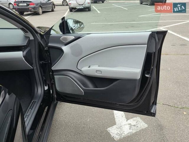 Черный Zeekr 007, объемом двигателя 0 л и пробегом 5 тыс. км за 33999 $, фото 18 на Automoto.ua