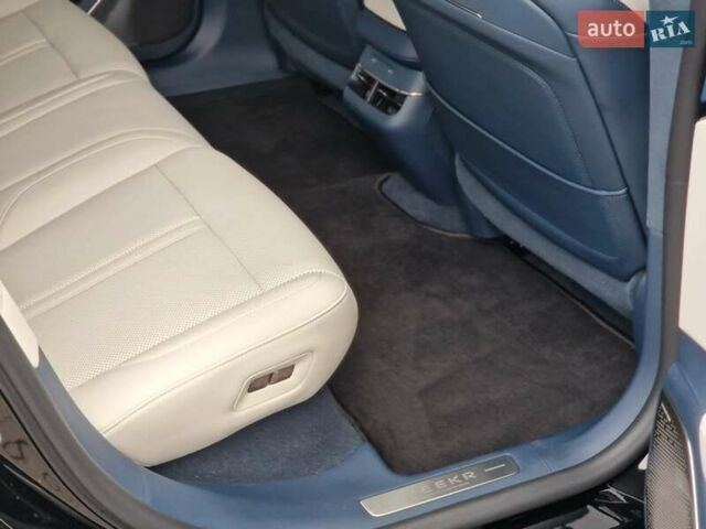 Черный Zeekr 007, объемом двигателя 0 л и пробегом 6 тыс. км за 33900 $, фото 53 на Automoto.ua