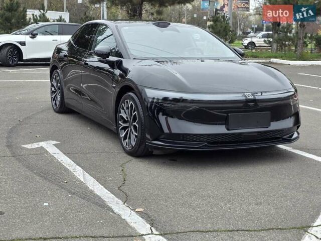 Черный Zeekr 007, объемом двигателя 0 л и пробегом 5 тыс. км за 33999 $, фото 12 на Automoto.ua