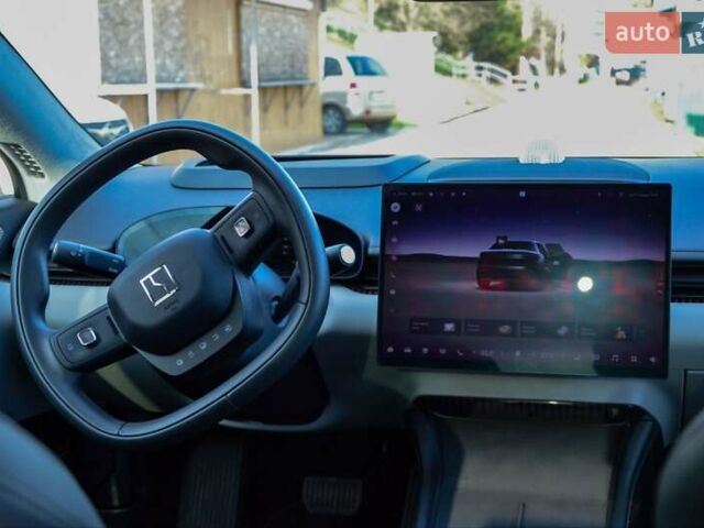 Чорний Zeekr 007, об'ємом двигуна 0 л та пробігом 7 тис. км за 34400 $, фото 24 на Automoto.ua