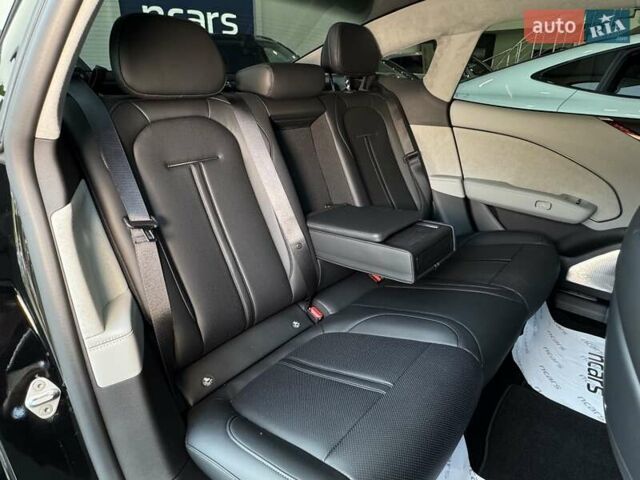 Чорний Zeekr 007, об'ємом двигуна 0 л та пробігом 1 тис. км за 33900 $, фото 18 на Automoto.ua