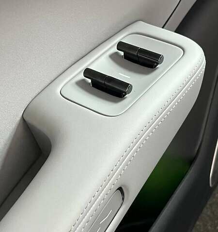 Черный Zeekr 007, объемом двигателя 0 л и пробегом 4 тыс. км за 34000 $, фото 28 на Automoto.ua