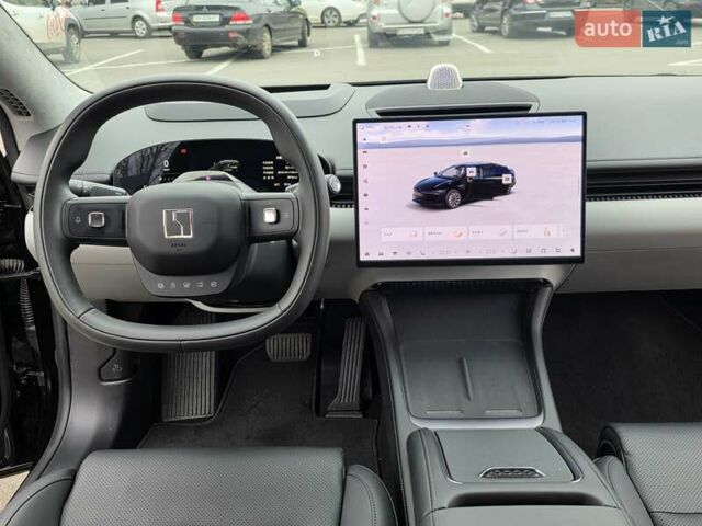 Черный Zeekr 007, объемом двигателя 0 л и пробегом 5 тыс. км за 33999 $, фото 24 на Automoto.ua