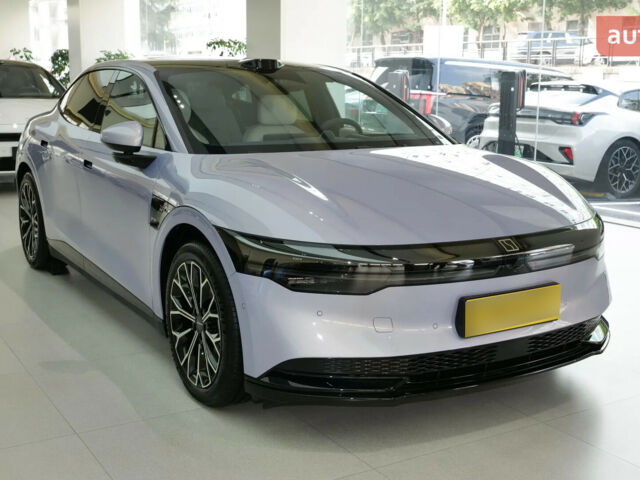 Zeekr 007, объемом двигателя 0 л и пробегом 0 тыс. км за 31999 $, фото 2 на Automoto.ua