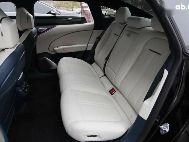 Zeekr 007, объемом двигателя 0 л и пробегом 12 тыс. км за 33900 $, фото 12 на Automoto.ua