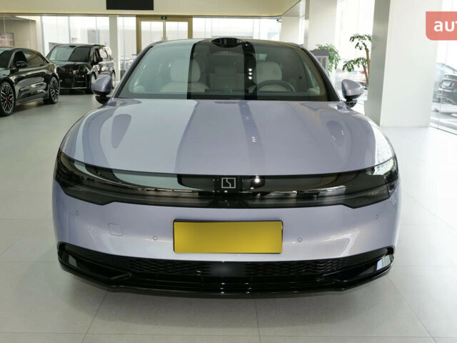 Zeekr 007 2024 в Киеве на Automoto.ua Zeekr 007, объемом двигателя 0 л и пробегом 0 тыс. км за 31999 $, фото 1 на Automoto.ua