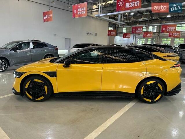 Желтый Zeekr 007, объемом двигателя 0 л и пробегом 4 тыс. км за 34500 $, фото 3 на Automoto.ua