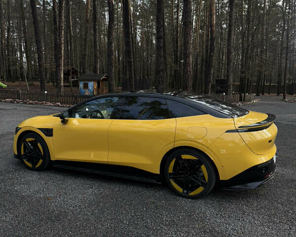 Жовтий Zeekr 007, об'ємом двигуна 0 л та пробігом 10 тис. км за 44500 $, фото 2 на Automoto.ua