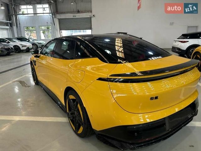 Желтый Zeekr 007, объемом двигателя 0 л и пробегом 4 тыс. км за 34500 $, фото 5 на Automoto.ua