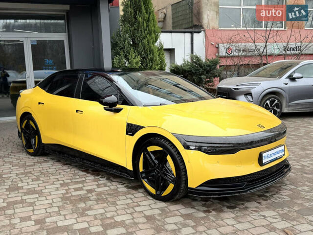 Жовтий Zeekr 007, об'ємом двигуна 0 л та пробігом 11 тис. км за 35000 $, фото 9 на Automoto.ua