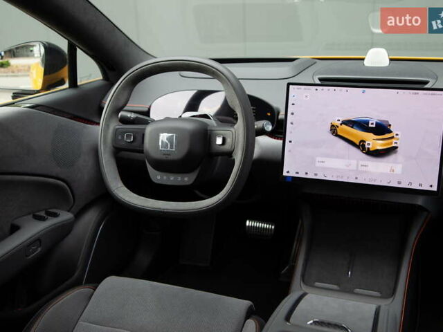 Zeekr 007 2024 в Киеве на Automoto.ua Желтый Zeekr 007, объемом двигателя 0 л и пробегом 8 тыс. км за 39700 $, фото 26 на Automoto.ua