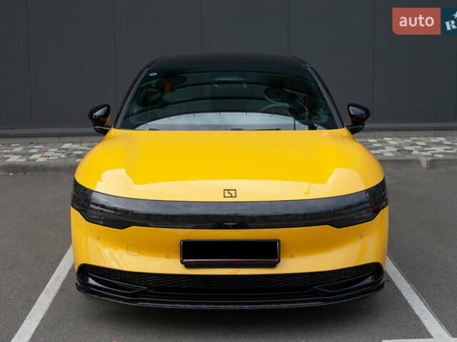 Zeekr 007 2024 в Киеве на Automoto.ua Желтый Zeekr 007, объемом двигателя 0 л и пробегом 8 тыс. км за 39700 $, фото 2 на Automoto.ua