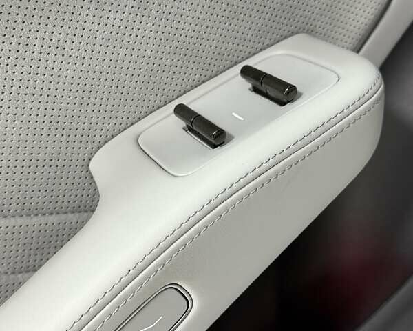 Zeekr 007 2024 в Одессе на Automoto.ua Серый Zeekr 007, объемом двигателя 0 л и пробегом 1 тыс. км за 40500 $, фото 29 на Automoto.ua