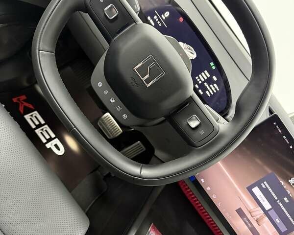 Zeekr 007 2024 в Одессе на Automoto.ua Серый Zeekr 007, объемом двигателя 0 л и пробегом 1 тыс. км за 40500 $, фото 33 на Automoto.ua