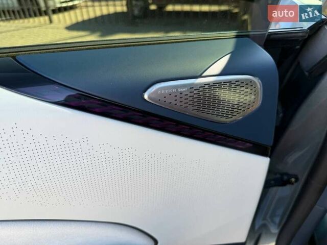 Серый Zeekr 007, объемом двигателя 0 л и пробегом 1 тыс. км за 35500 $, фото 12 на Automoto.ua