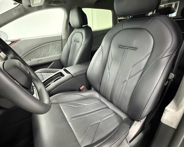 Zeekr 007 2024 в Одессе на Automoto.ua Серый Zeekr 007, объемом двигателя 0 л и пробегом 1 тыс. км за 40500 $, фото 23 на Automoto.ua