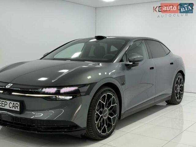 Zeekr 007 2024 в Одессе на Automoto.ua Серый Zeekr 007, объемом двигателя 0 л и пробегом 1 тыс. км за 40500 $, фото 8 на Automoto.ua