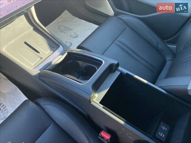 Синий Zeekr 007, объемом двигателя 0 л и пробегом 5 тыс. км за 34600 $, фото 7 на Automoto.ua