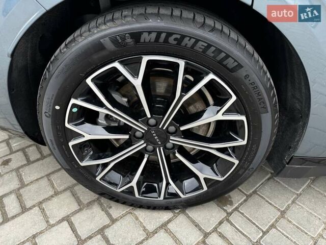Синій Zeekr 007, об'ємом двигуна 0 л та пробігом 1 тис. км за 34000 $, фото 35 на Automoto.ua